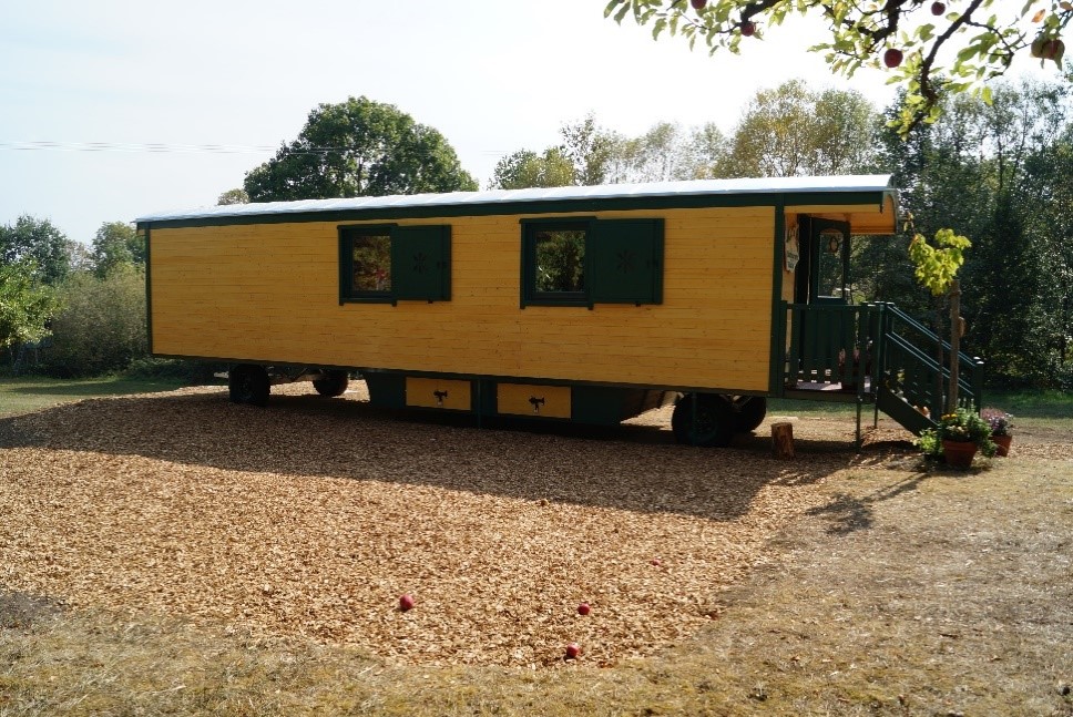 NAWALO Waldkindergartenwagen WKW 10010-30, Außenansicht