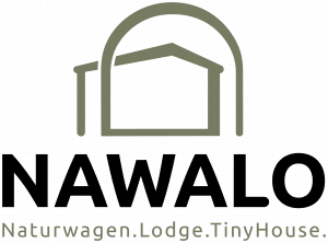 NAWALO Logo farbig mit Claim Naturwagen, Lodge, Tiny House